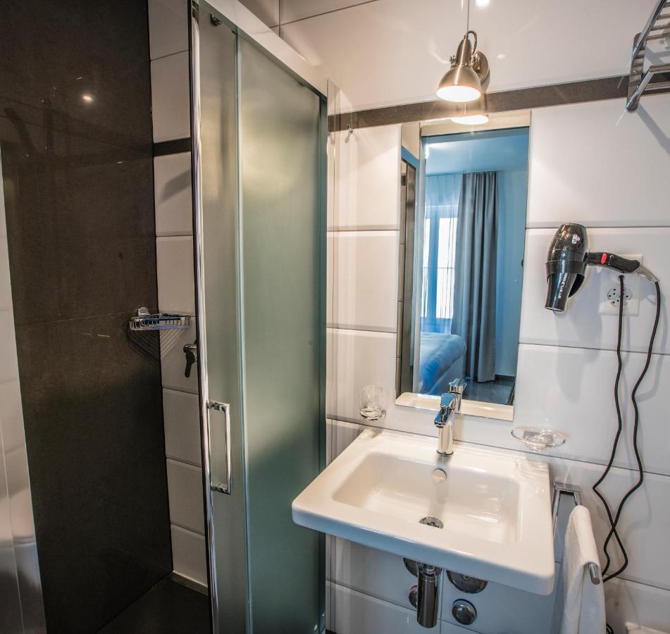 Self Service Hotel Kernhof Langstrasse Zurich Bagian luar foto